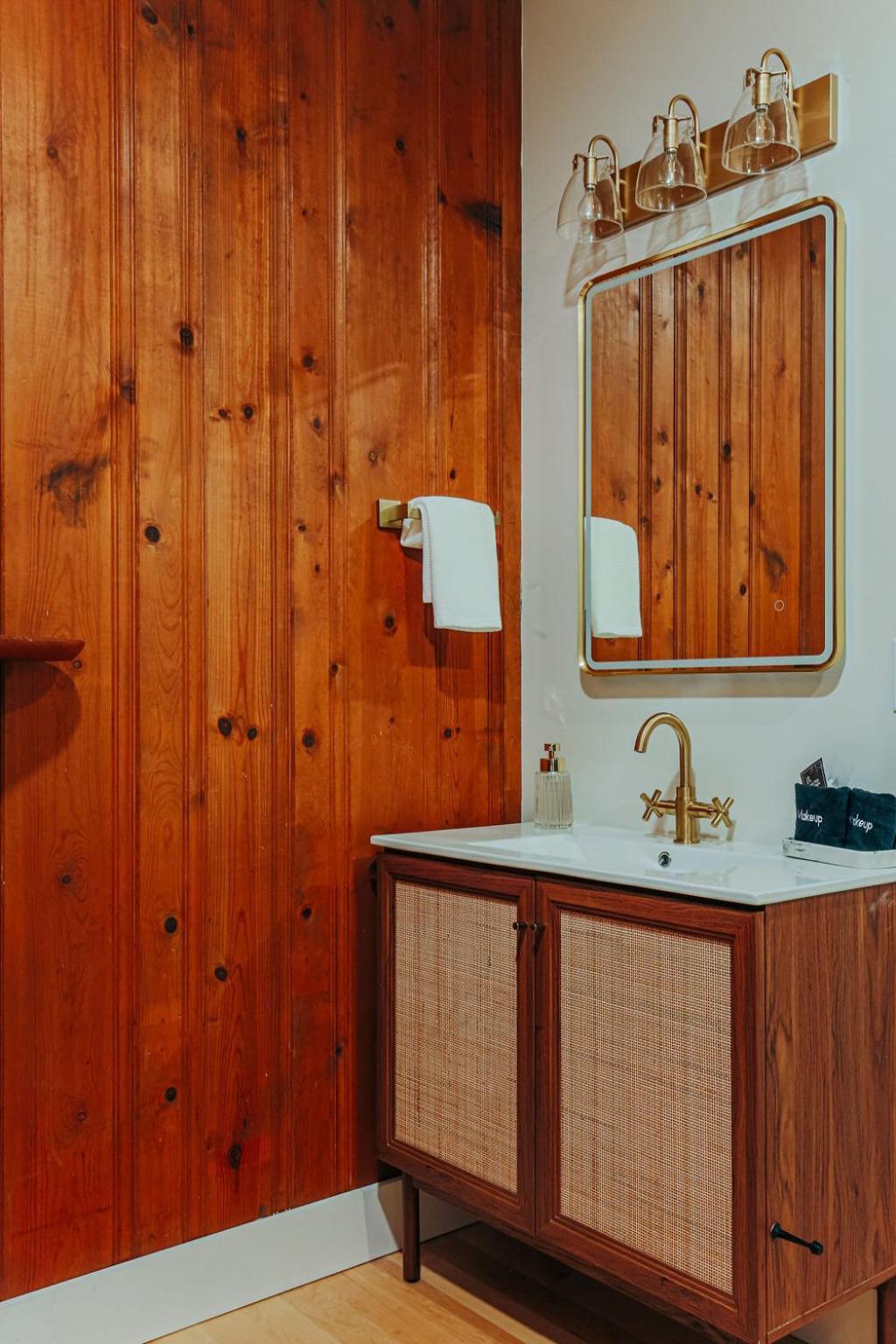 Barristers Row Hotel Staunton Room photo